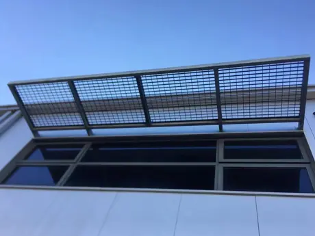 Balkon-Sonnenschutz