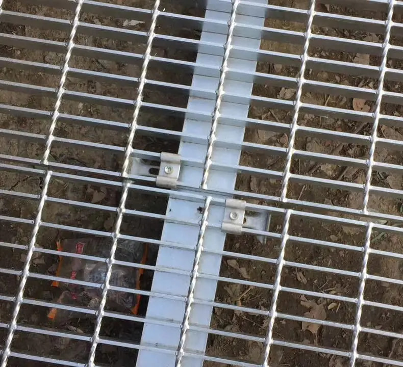 Tragfähigkeits-Prüfstandard für Stahlro in Wartungsstegen von Photovoltaikkraftwerken