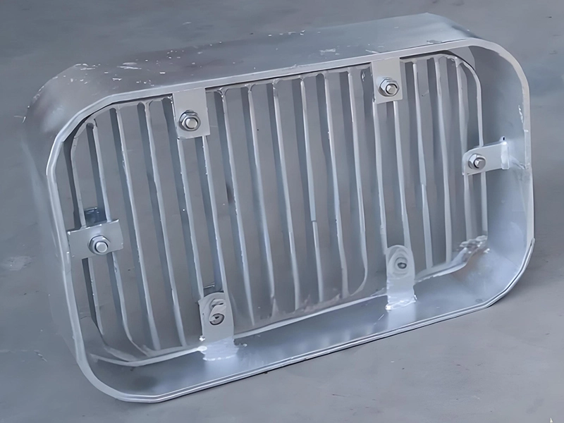 Sea chest-Rost